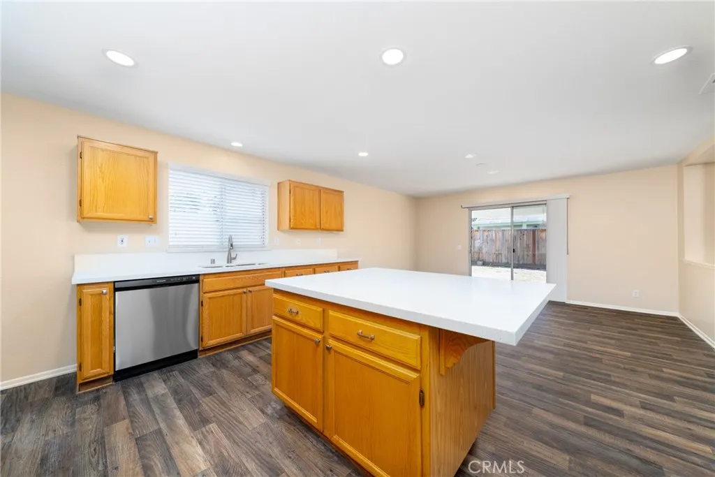 3923 Sydney, Hemet, California 92545 home-pic-17